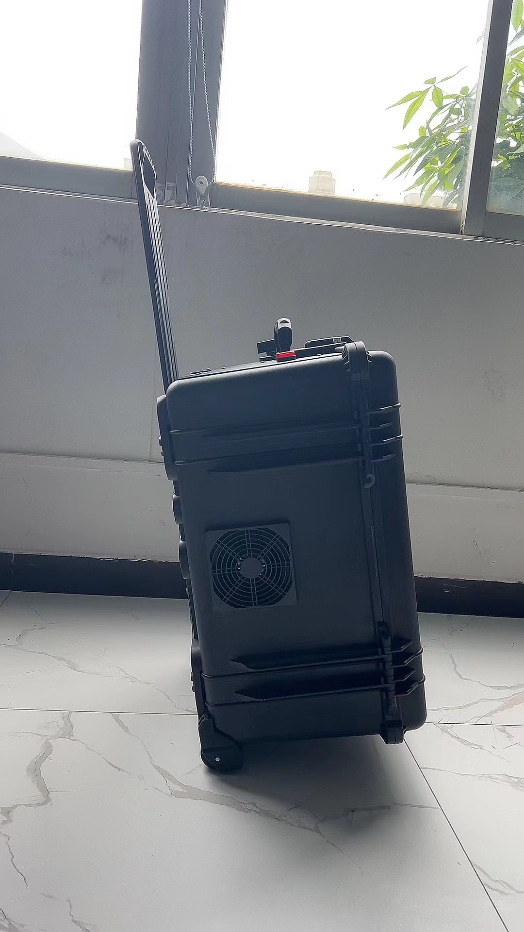 杭州手拉箱型移动通信干扰器